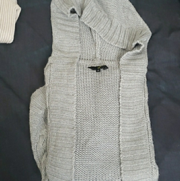 G21 sweater - Picture 7 of 8